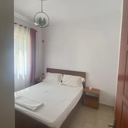 Diarla's 7 Apartmán Tirana